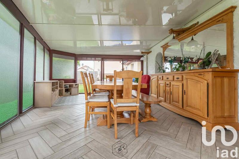 Maison - 127 m² - 8 pièces