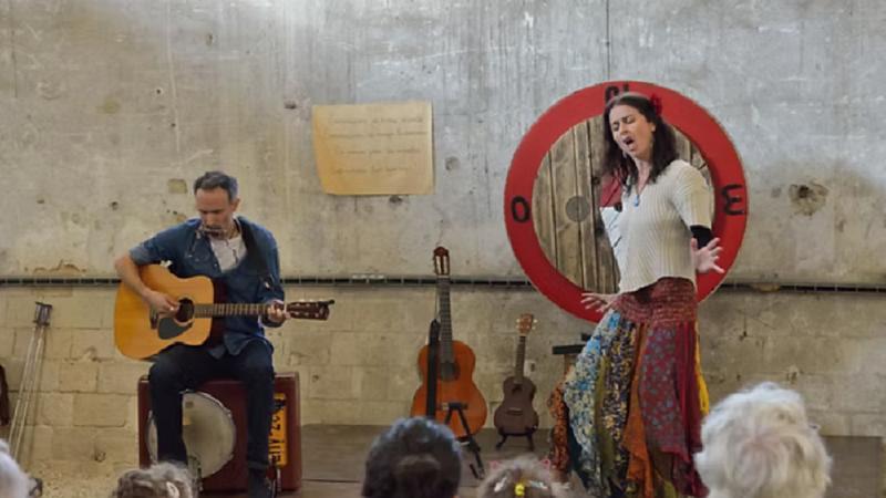 Coquelicontes | Poudre d’escampette