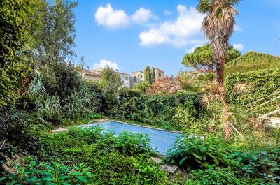 Maison - 276 m² - 10 pièces