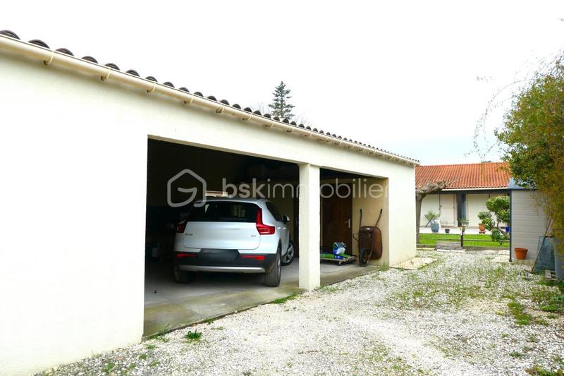 Villa - 100 m² - 6 pièces