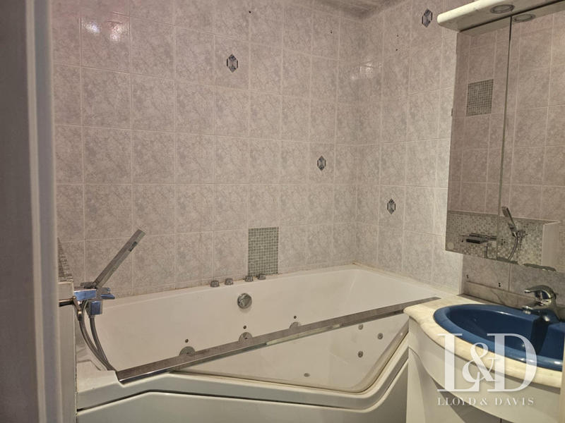 Appartement - 120 m² - 4 pièces