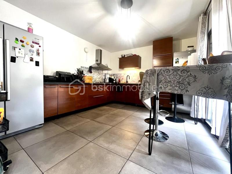 Appartement - 90 m² - 5 pièces