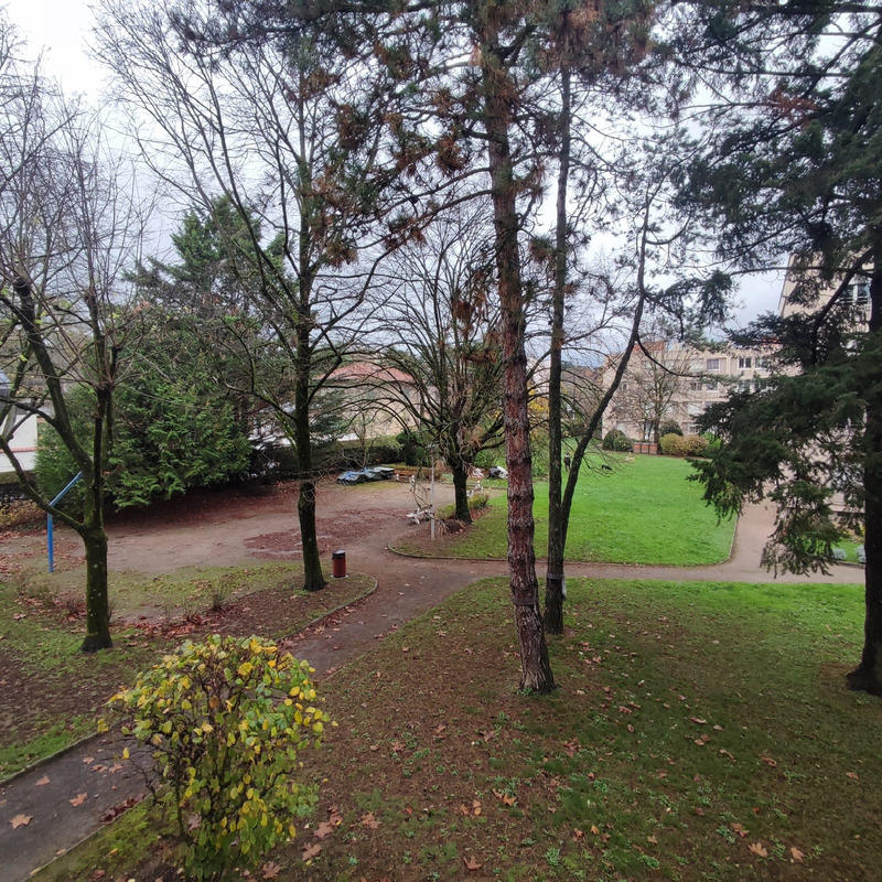 Appartement - 99 m² - 6 pièces