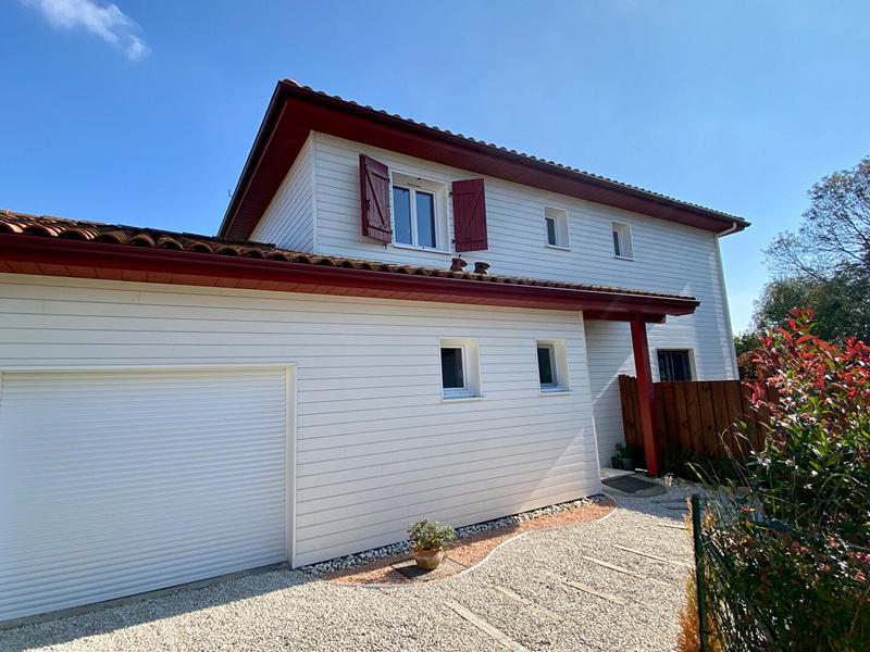 Maison - 127 m² - 5 pièces