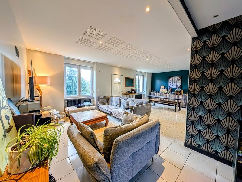 Maison - 106 m² - 5 pièces