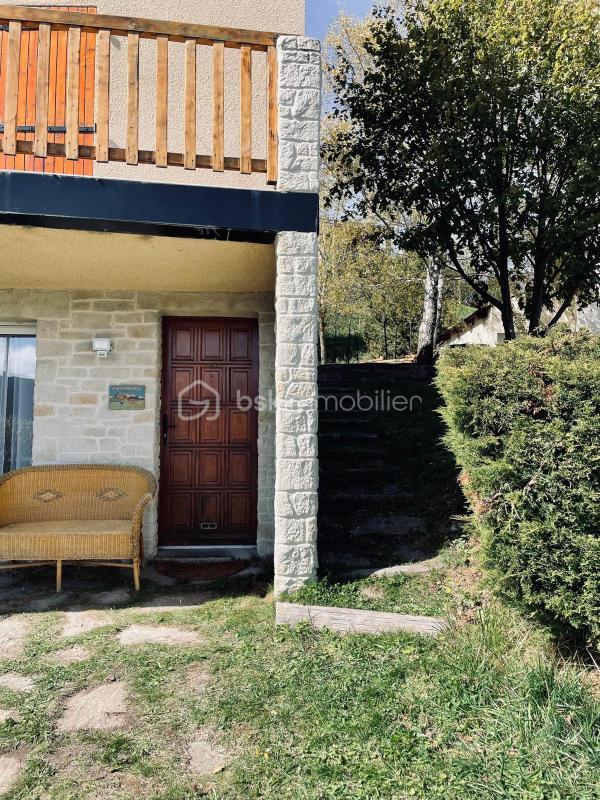 Maison jumelée - 95 m² - 5 pièces