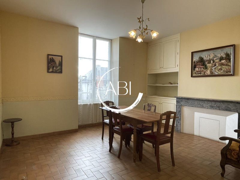 Maison ancienne - 167 m² - 9 pièces