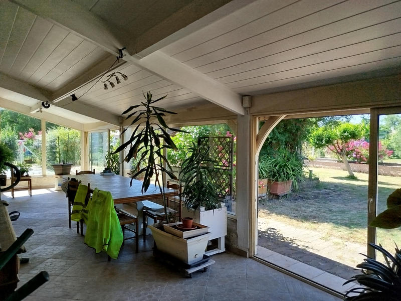 Maison - 215 m² - 6 pièces