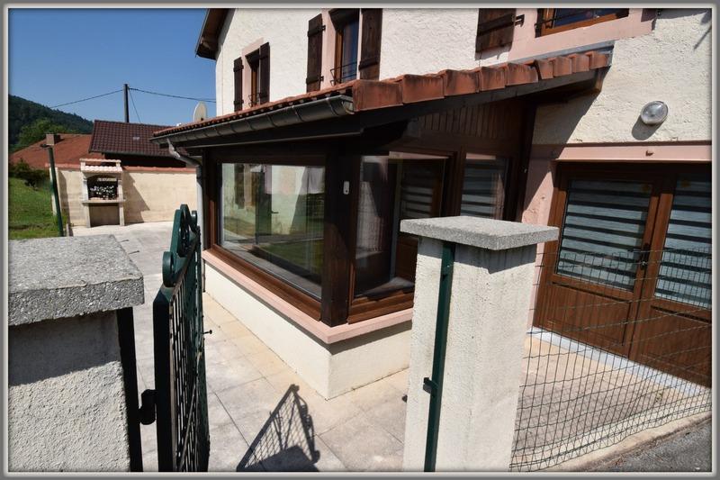 Maison de village - 336 m² - 16 pièces