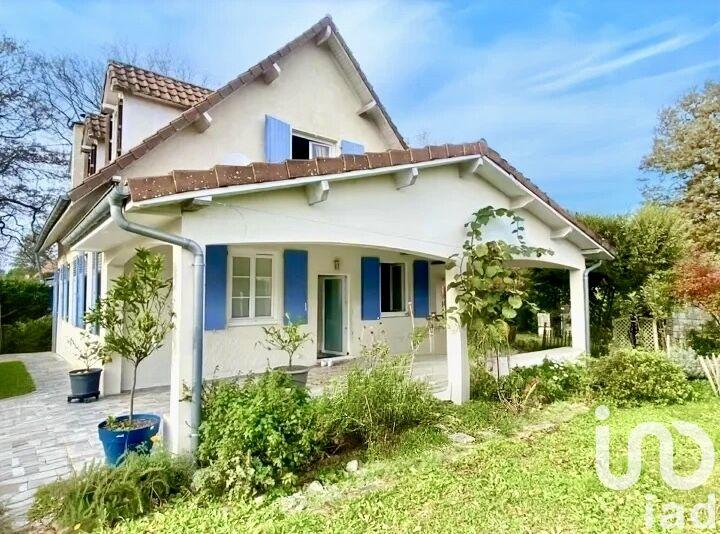 Maison - 113 m² - 5 pièces