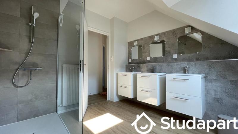 Chambre - 11 m² - 1 pièce