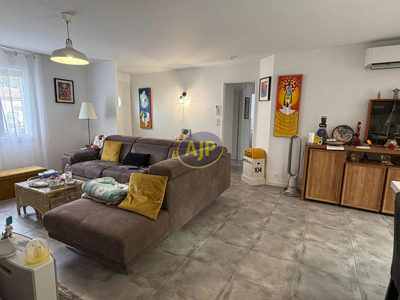 Maison - 134 m² - 5 pièces