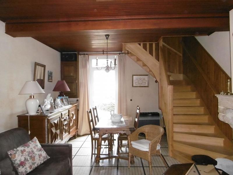 Maison - 99 m² - 3 pièces