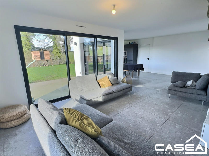 Maison - 117 m² - 6 pièces