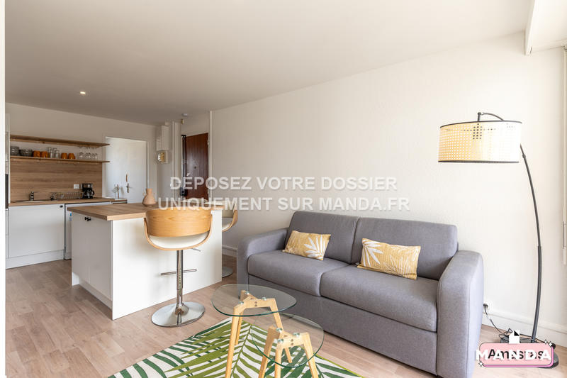Chambre - 10 m² - 4 pièces