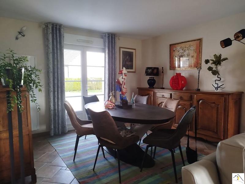 Maison traditionnelle - 95 m² - 5 pièces