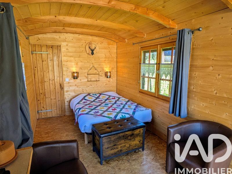 Maison - 300 m² - 15 pièces