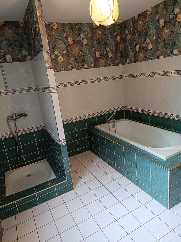 Maison - 121 m² - 4 pièces