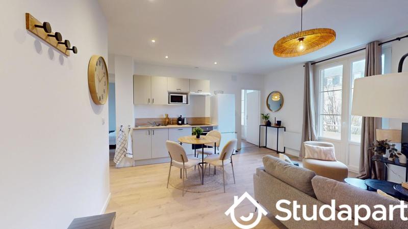 Chambre - 9 m² - 1 pièce