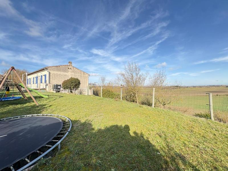 Maison - 130 m² - 5 pièces