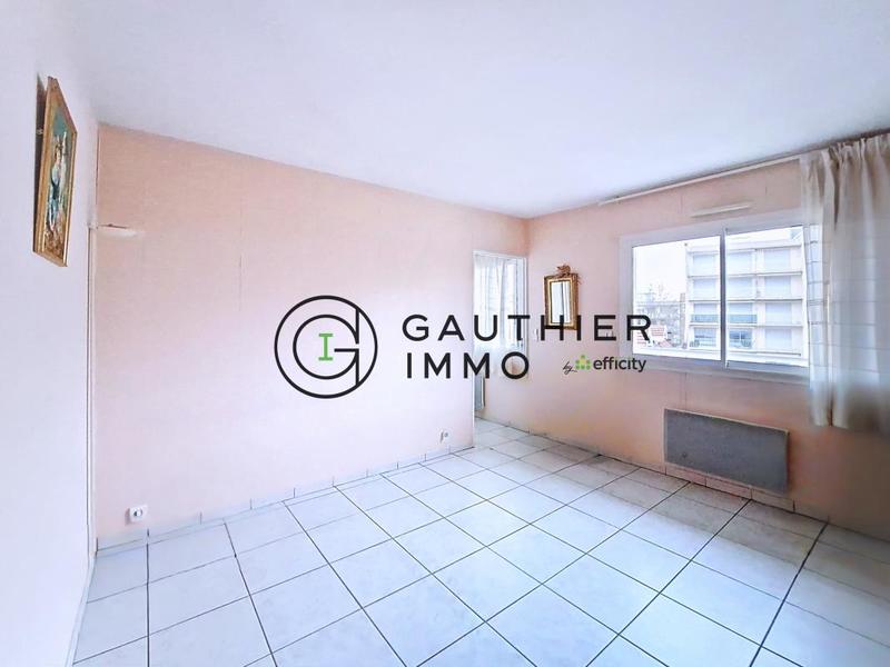 Appartement - 100 m² - 3 pièces