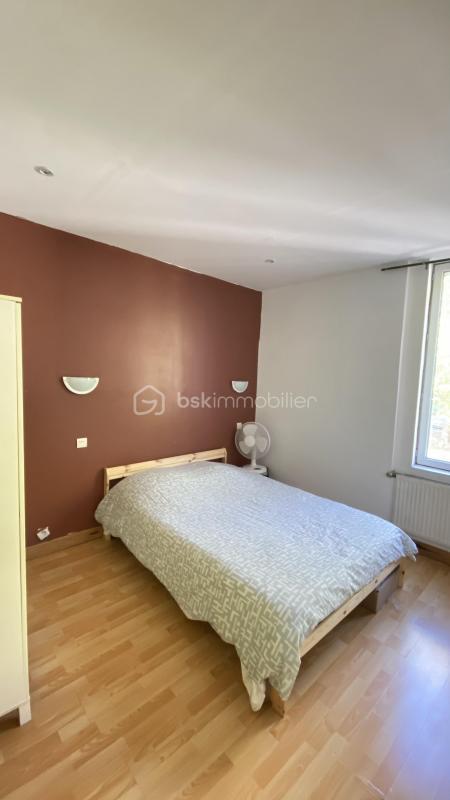 Maison - 80 m² - 5 pièces