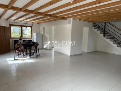 Maison - 211 m² - 6 pièces