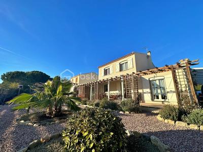 Maison traditionnelle - 150 m² - 6 pièces