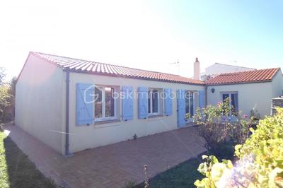 Maison traditionnelle - 140 m² - 6 pièces