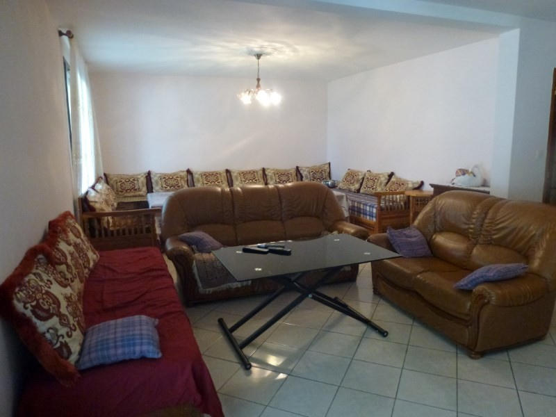 Maison - 180 m² - 6 pièces