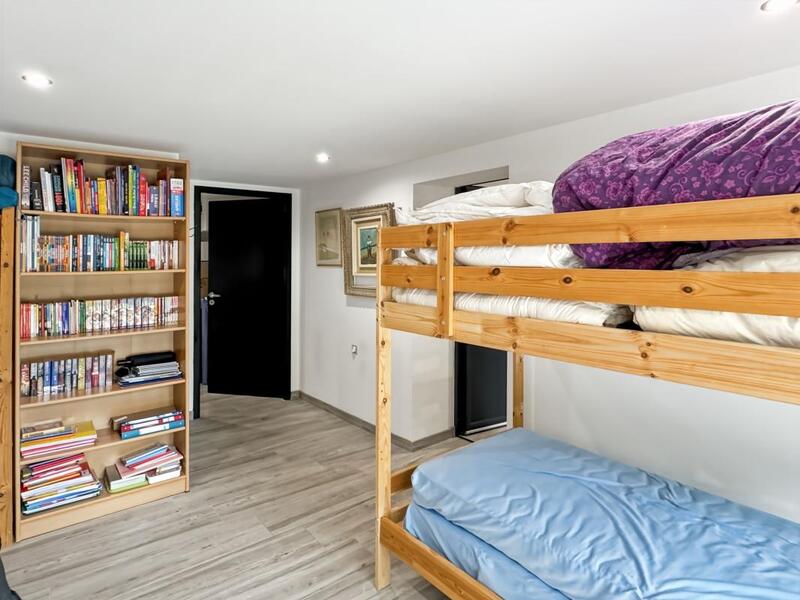 Villa - 152 m² - 6 pièces