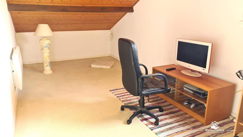 Villa - 196 m² - 8 pièces