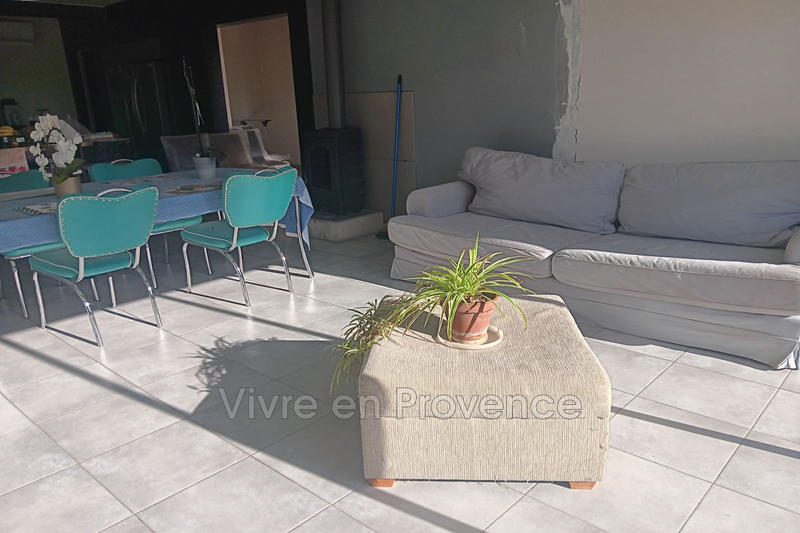 Propriété - 150 m² - 5 pièces