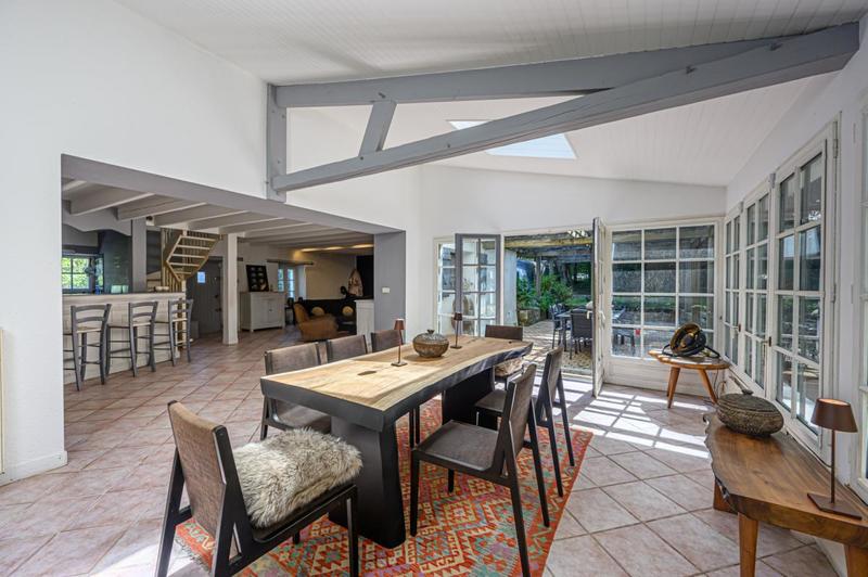 Maison - 193 m² - 7 pièces