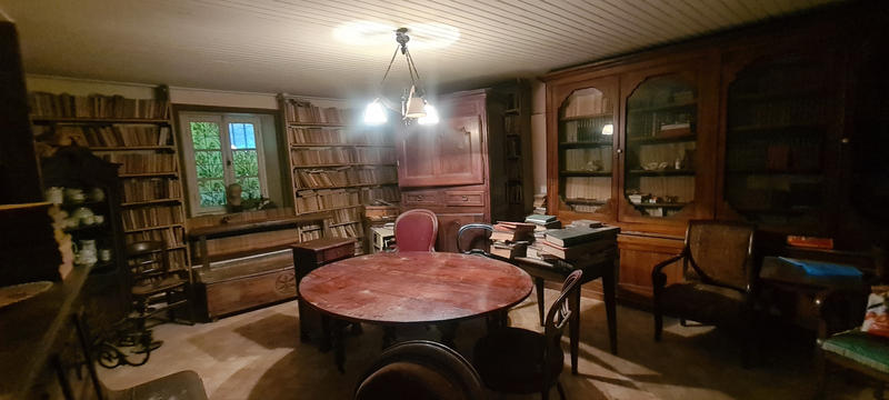 Maison - 200 m² - 8 pièces