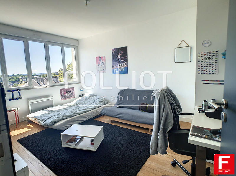 Appartement - 94 m² - 4 pièces