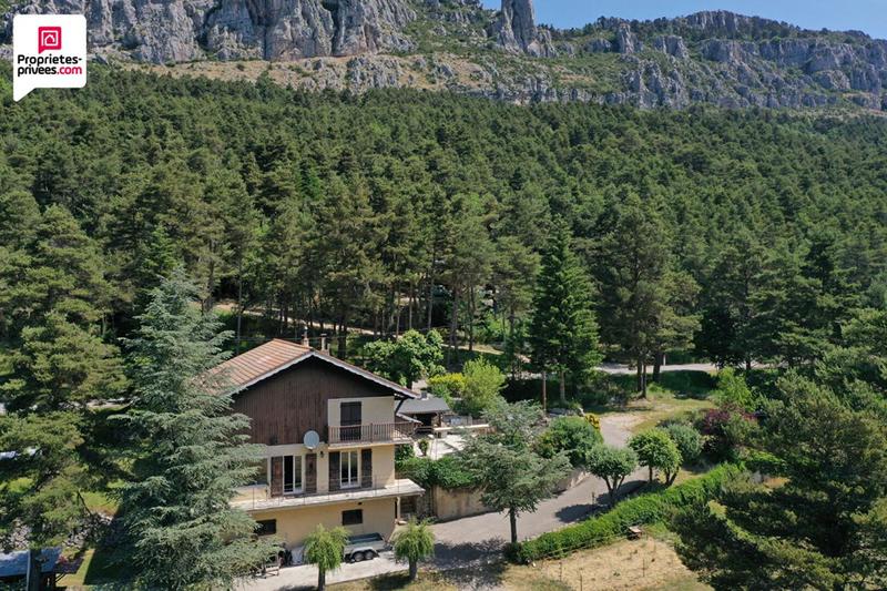 Villa - 142 m² - 6 pièces