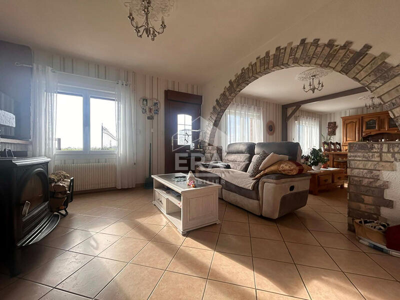 Maison - 147 m² - 7 pièces