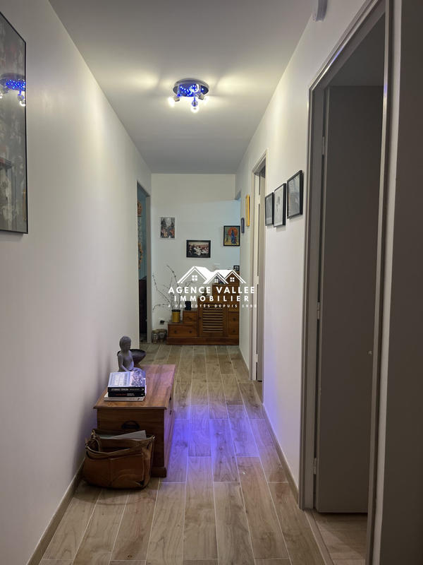 Appartement - 83 m² - 4 pièces