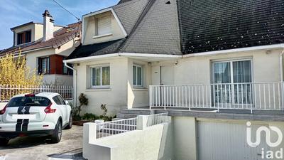 Maison - 135 m² - 6 pièces
