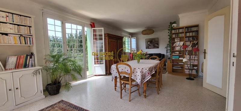 Maison - 213 m² - 6 pièces