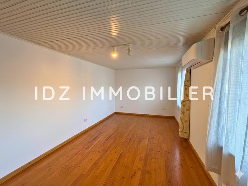 Maison - 167 m² - 8 pièces