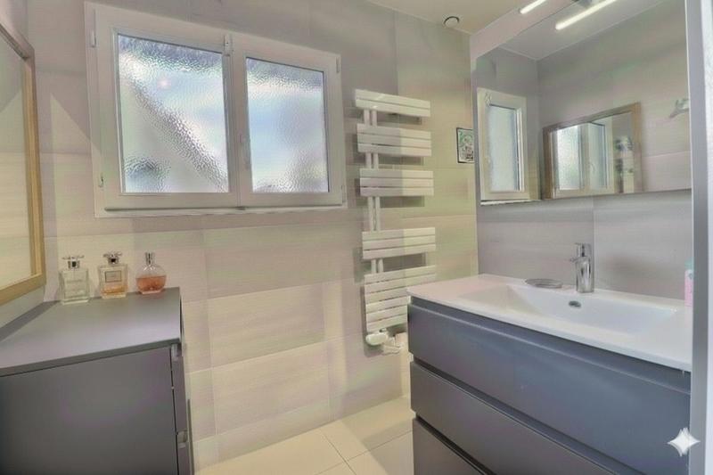 Maison - 141 m² - 7 pièces