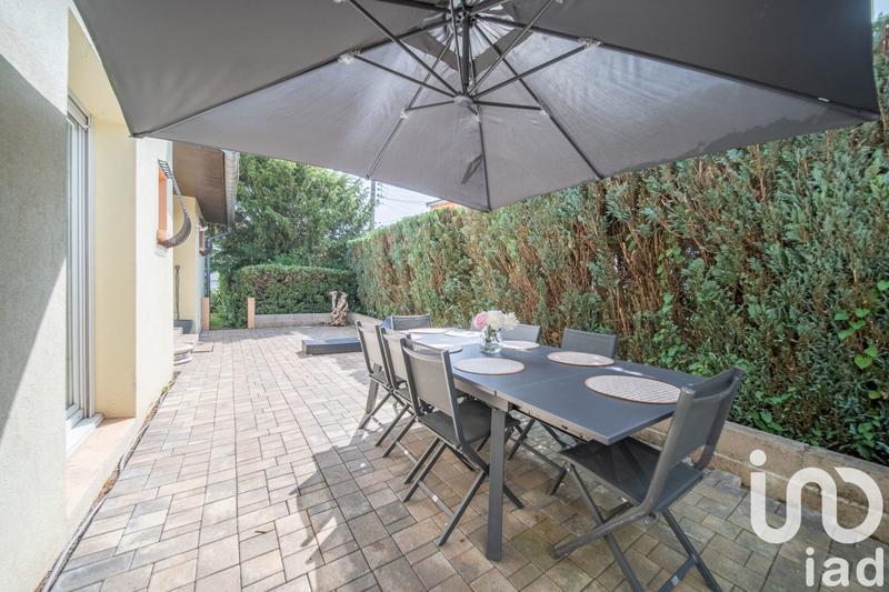 Maison - 179 m² - 8 pièces