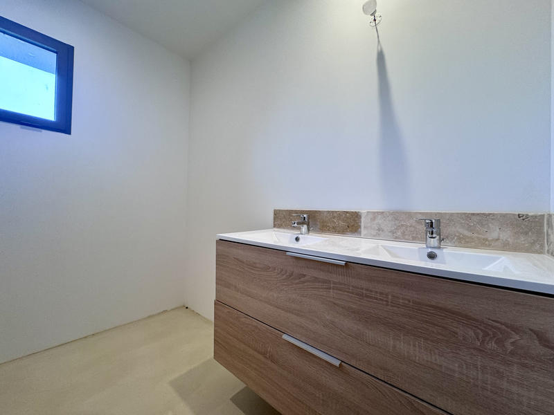 Appartement - 112 m² - 3 pièces