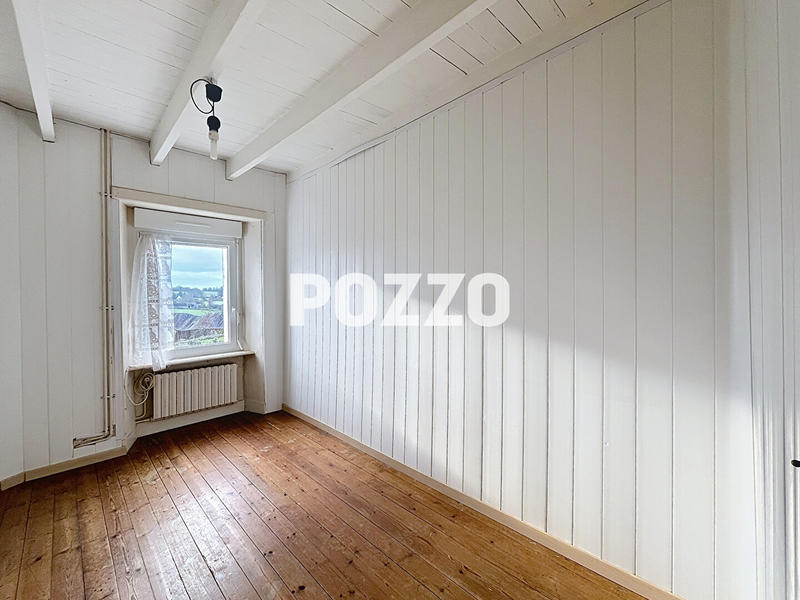 Maison - 136 m² - 8 pièces