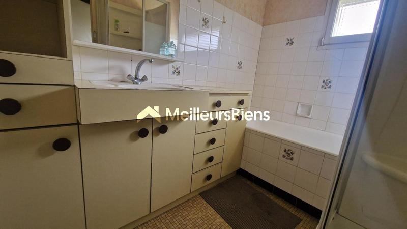 Maison - 107 m² - 6 pièces