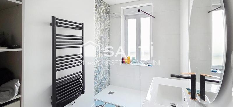 Appartement - 103 m² - 4 pièces