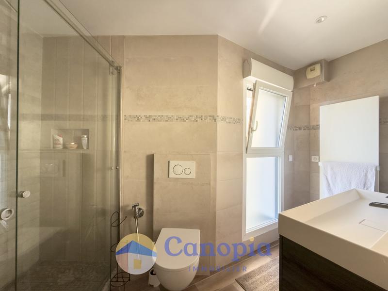 Duplex - 92 m² - 4 pièces