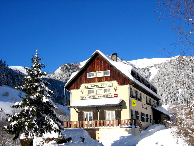 Fonds de commerce - 1 180 m²